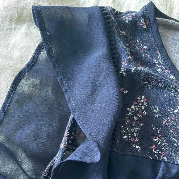 NAVY BLUE TANK TOP WITH FLORAL PRINT AND SILK RUFFLES SIZE M - Picture 4 of 4